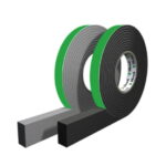 „Str besiplečianti juosta Eco-TEC 20/8–40 mm – sandarinimo juosta langams ir durims, užtikrinanti sandarumą, šilumos bei garso izoliaciją.“