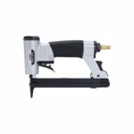 „TJEP 80/16 – 0° pneumatinė kabiakalė, skirta 12,7 mm kabėms nuo 6 iki 16 mm kalimui, su patogia rankena ir patikimu mechanizmu profesionaliam naudojimui.“