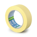 „Folsen dažymo juosta 19mm x 50m – aukštos kokybės maskavimo juosta, skirta tiksliam paviršių apsaugojimui dažymo metu, lengvai nuplėšiama ir nepaliekanti klijų likučių.“