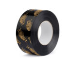 Sitko Bond lipni sandarinimo juosta, 60 mm pločio ir 25 m ilgio, juodos spalvos. Aukštos kokybės vienpusė juosta skirta vėjo ir garo izoliacinių plėvelių sandūrų bei prakišimų sandarinimui, užtikrinanti ilgaamžį sukibimą.