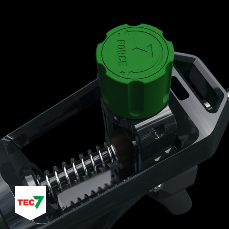 Juodas TEC7 MULTIGUN pistoletas kartridžams su reguliuojama išspaudimo jėga.